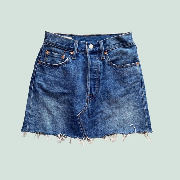 Levi’s Deconstructed Mini Skirt - Picture 1 of 2